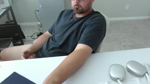 John online show from April 2026 09:27:01 PM