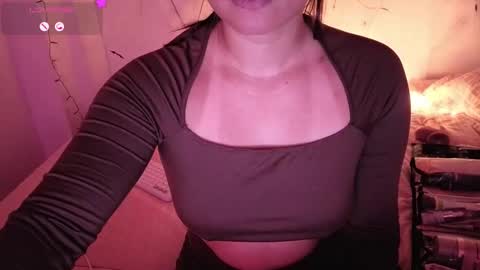 Snapshot of alba_toro535670 chatting on October 2025 12:30:02 PM alba_toro535670 online show from October 2025 12:30:02 PM