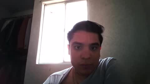 Snapshot of albertoarenas16 chatting on April 2026 07:15:01 PM albertoarenas16 online show from April 2026 07:15:01 PM