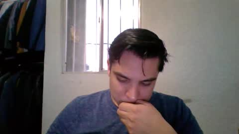Snapshot of albertoarenas16 chatting on April 2026 12:05:01 AM albertoarenas16 online show from April 2026 12:05:01 AM