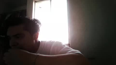 Snapshot of albertoarenas16 chatting on April 2026 10:05:02 PM albertoarenas16 online show from April 2026 10:05:02 PM