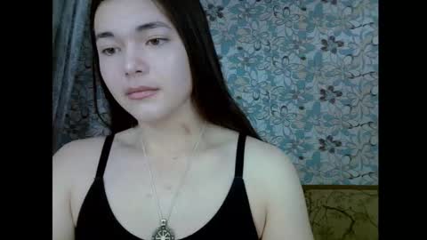 Snapshot of albi_glow chatting on October 2025 02:33:01 AM Albi online show from October 2025 02:33:01 AM