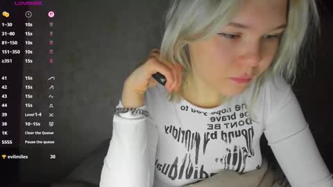 Snapshot of alchemyofsouls chatting on March 2026 06:25:01 PM alchemyofsouls online show from March 2026 06:25:01 PM