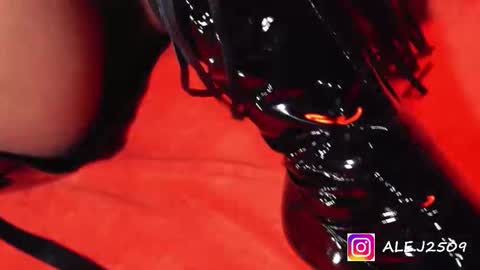 Ale online show from November 2025 08:10:01 PM