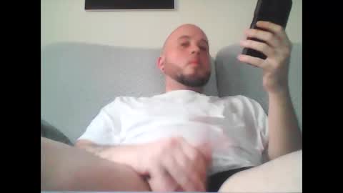 Snapshot of aleeexxxx4u chatting on February 2026 10:44:02 AM aleeexxxx4u online show from February 2026 10:44:02 AM