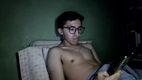 aleexrune online show from December 2025 03:47:02 AM