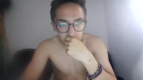 aleexrune online show from April 2026 10:34:02 PM