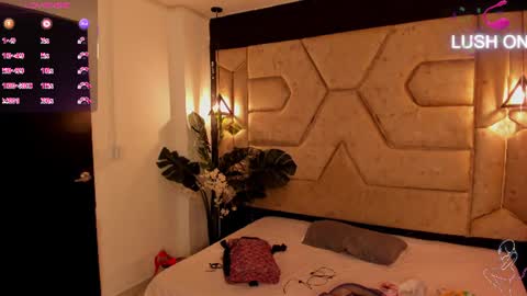 aleja__slav3 online show from July 2026 10:46:01 PM
