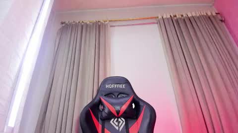 Aleja Hill online show from March 2026 01:22:01 AM