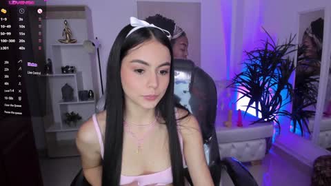 Alejandra online show from February 2025 02:26:01 PM