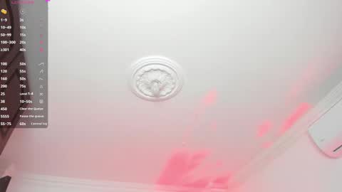 Alejandra online show from February 2025 11:10:01 AM