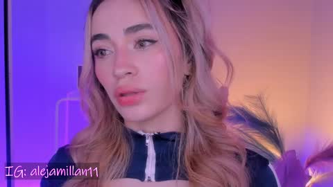 Snapshot of alejamillan1 chatting on April 2026 04:30:02 AM night GTM -5 online show from April 2026 04:30:02 AM