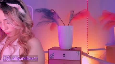 Snapshot of alejamillan1 chatting on May 2026 04:09:01 AM night GTM -5 online show from May 2026 04:09:01 AM
