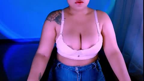 Snapshot of alejandra_conde chatting on September 2025 11:04:02 PM Alejandra online show from September 2025 11:04:02 PM