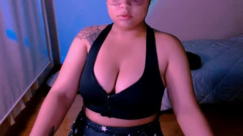 Snapshot of alejandra_conde chatting on April 2026 12:32:01 AM Alejandra online show from April 2026 12:32:01 AM