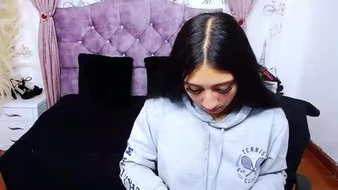 ALEJANDRA online show from November 2025 11:11:01 AM