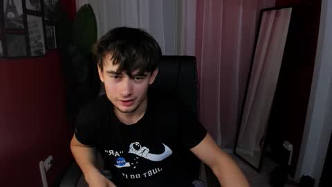 Alejandro online show from November 2025 08:25:02 AM