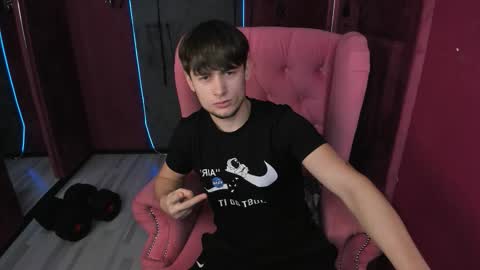 Alejandro online show from November 2025 10:16:02 AM