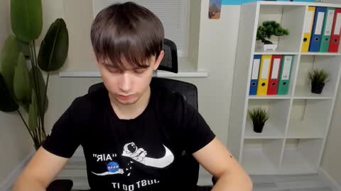 Alejandro online show from February 2026 06:57:02 PM