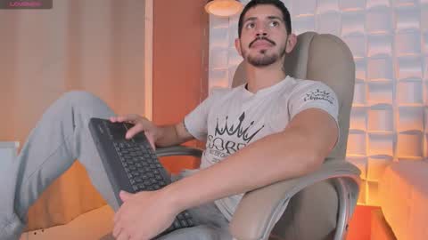 Alejo  online show from March 2026 11:00:01 PM