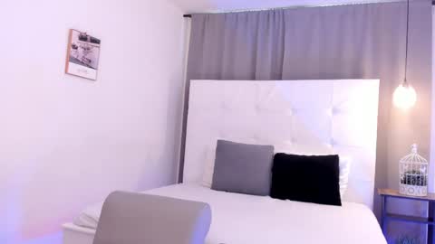 Snapshot of alejo_exotic chatting on May 2026 12:24:01 PM alejo_exotic online show from May 2026 12:24:01 PM