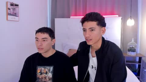 Snapshot of alejo_exotic chatting on May 2026 01:17:02 PM alejo_exotic online show from May 2026 01:17:02 PM