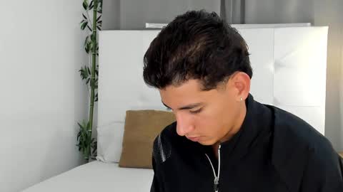 Snapshot of alejo_exotic chatting on June 2026 12:17:01 PM alejo_exotic online show from June 2026 12:17:01 PM