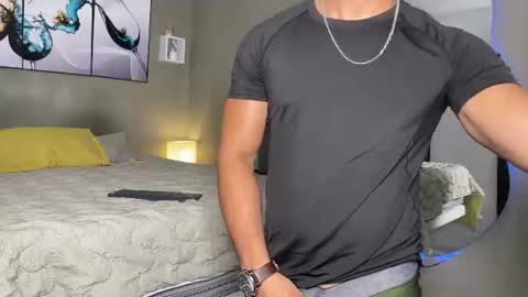 Snapshot of alejo_gero1712 chatting on July 2026 05:30:02 PM Alejo online show from July 2026 05:30:02 PM