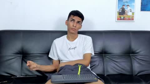 alejo peverell online show from January 2025 07:23:01 PM