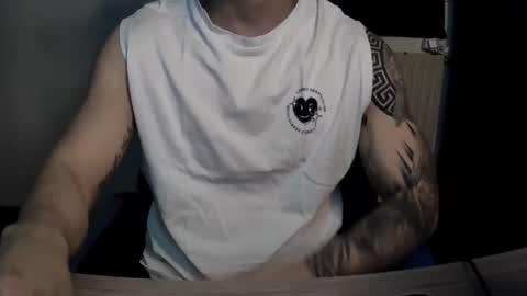 alejoduarte16 online show from April 2026 02:58:01 PM