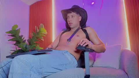 Alejo online show from February 2026 07:28:01 PM