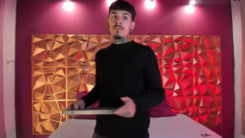 aleking13 online show from October 2025 12:49:02 PM