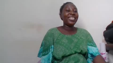 Noreen Kennth and Emilly online show from February 2025 09:51:02 AM