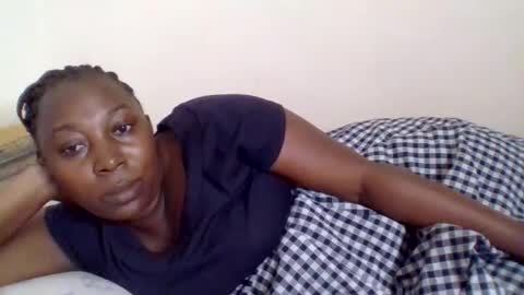 Snapshot of alesha_ chatting on June 2026 06:27:01 PM Noreen Kennth and Emilly online show from June 2026 06:27:01 PM