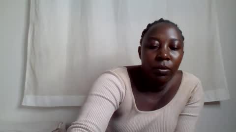 Snapshot of alesha_ chatting on July 2026 06:19:02 AM Noreen Kennth and Emilly online show from July 2026 06:19:02 AM