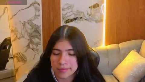 Snapshot of alesia_v chatting on July 2026 03:01:01 AM Live 1000pm 600am COLOMBIAN HOUR online show from July 2026 03:01:01 AM