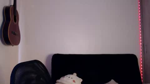 Snapshot of aleska_bell69 chatting on June 2026 04:07:02 PM Aleska online show from June 2026 04:07:02 PM