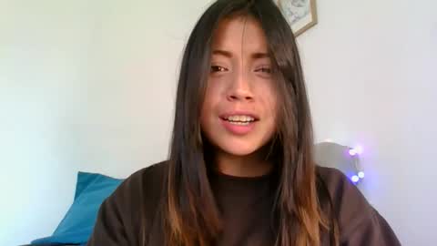 QUEEN OFF MILk  IM BACK  15 NOV online show from March 2026 06:33:01 PM