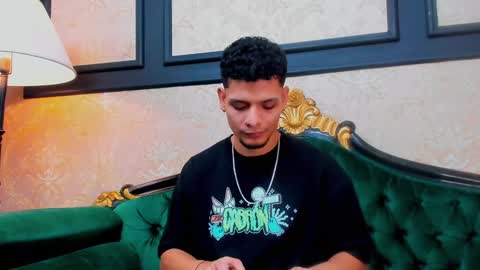 Alessandro King online show from February 2025 11:32:01 AM