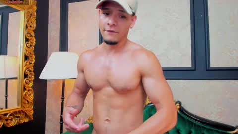 Alessandro King online show from February 2025 05:50:01 PM