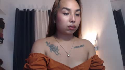 Snapshot of alessandramore chatting on May 2026 09:16:02 AM Alessandra online show from May 2026 09:16:02 AM