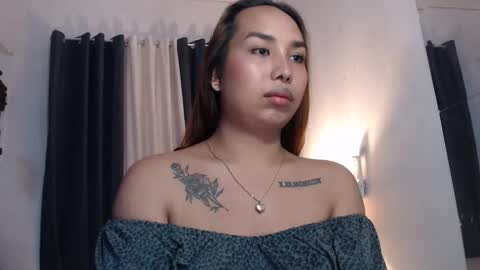 Snapshot of alessandramore chatting on May 2026 12:35:02 PM Alessandra online show from May 2026 12:35:02 PM