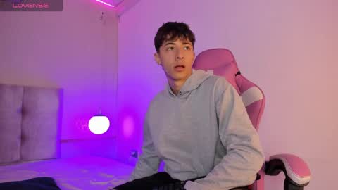 Alessandro Dybala online show from January 2025 12:15:02 PM