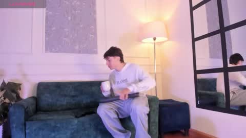 Alessandro Dybala online show from November 2025 12:31:02 PM