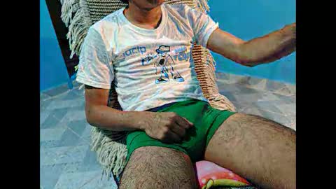 Snapshot of alessandrodmv chatting on November 2025 12:43:02 AM alessandrodmv online show from November 2025 12:43:02 AM