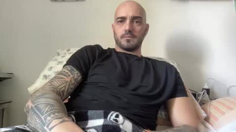 alessandromori91 online show from February 2026 08:45:01 AM