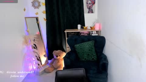 Snapshot of alessia_anderson07 chatting on January 2025 01:54:01 AM Yy online show from January 2025 01:54:01 AM