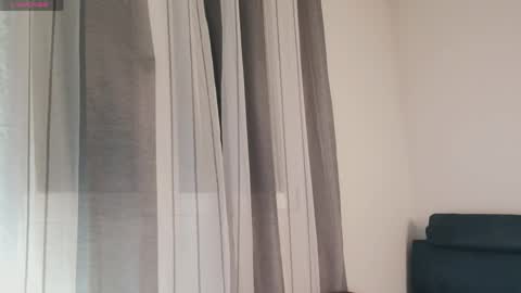 alessia_bloom_ online show from April 2026 07:10:01 PM