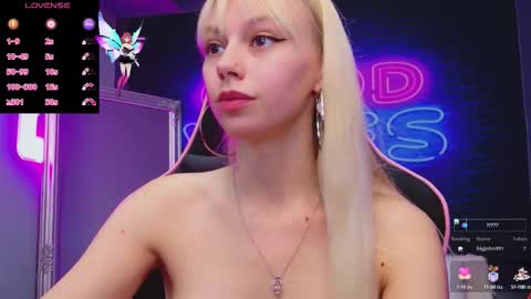 alessiacroft online show from October 2025 04:35:01 AM