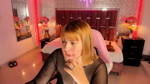 Snapshot of alessiadouce chatting on September 2025 03:16:02 AM Alessia online show from September 2025 03:16:02 AM